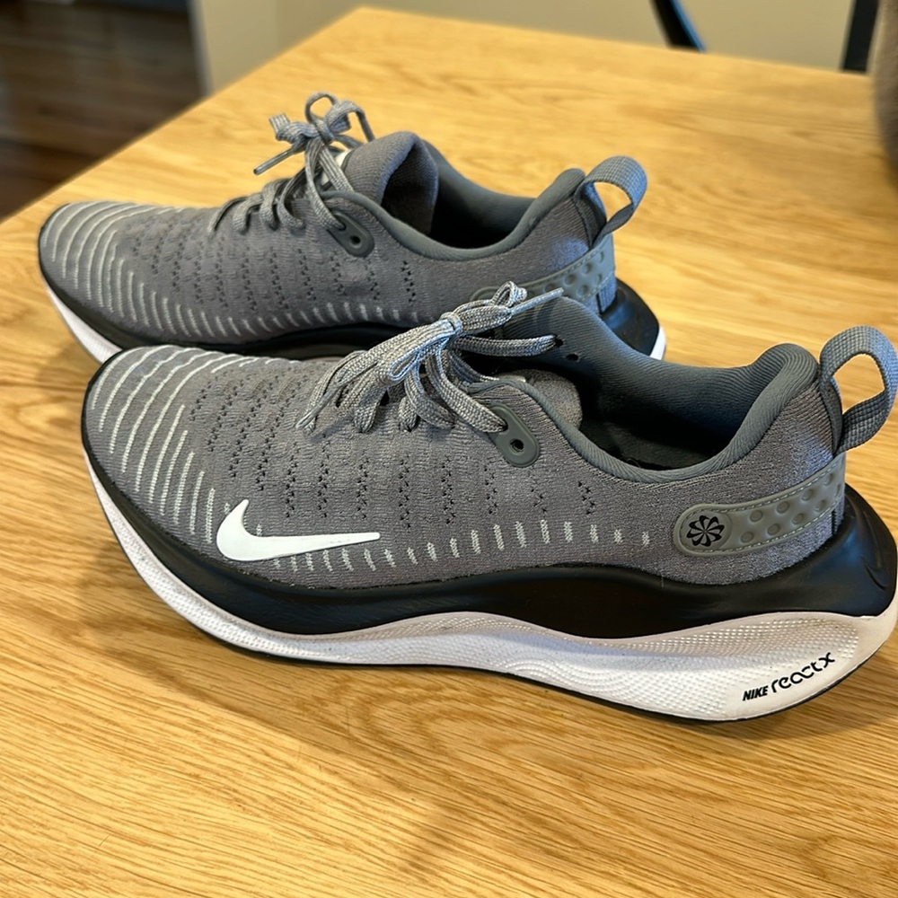 Nike Women’s React Infinity Run 4